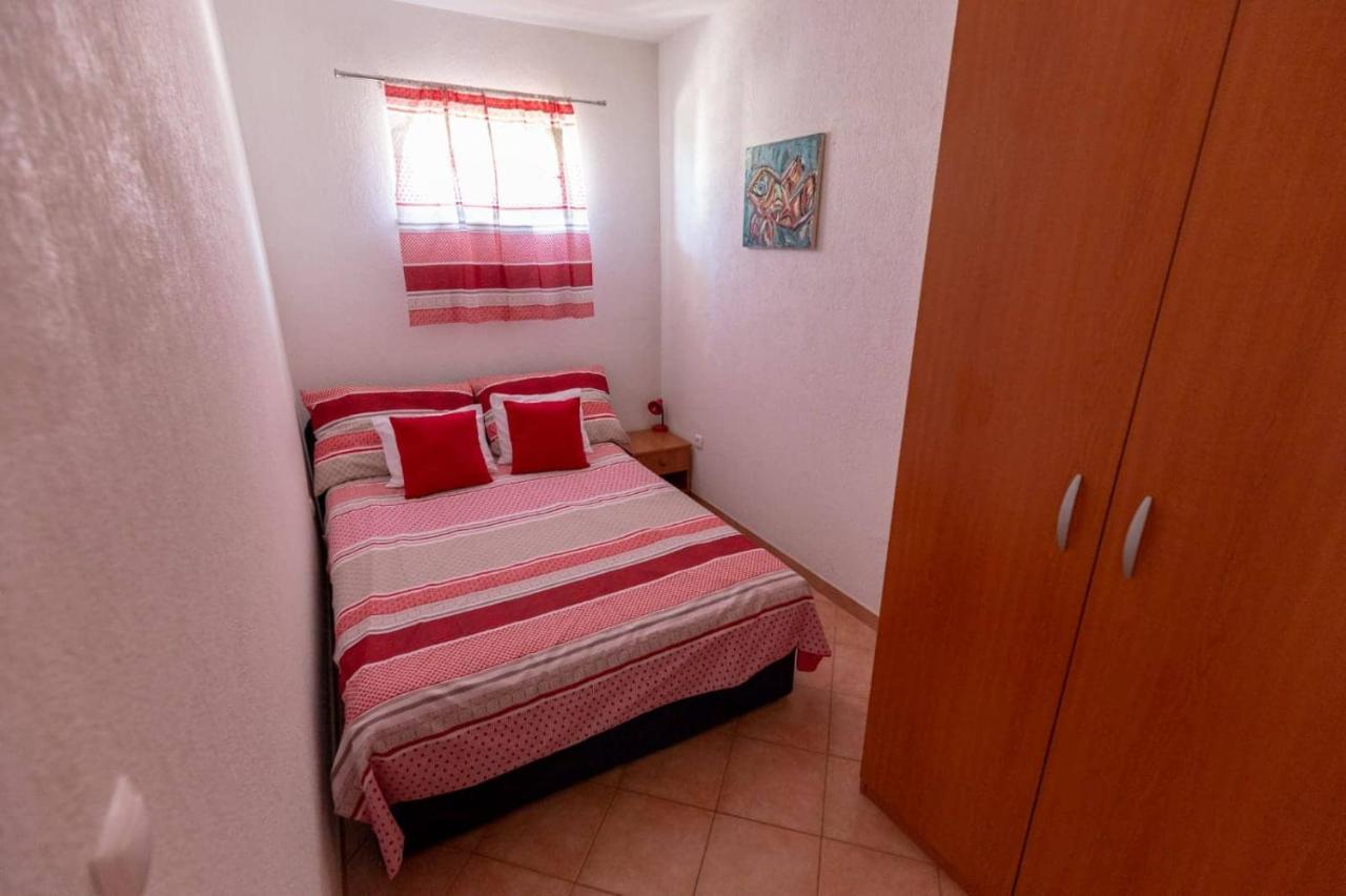 Apartments Elena Tučepi Kültér fotó
